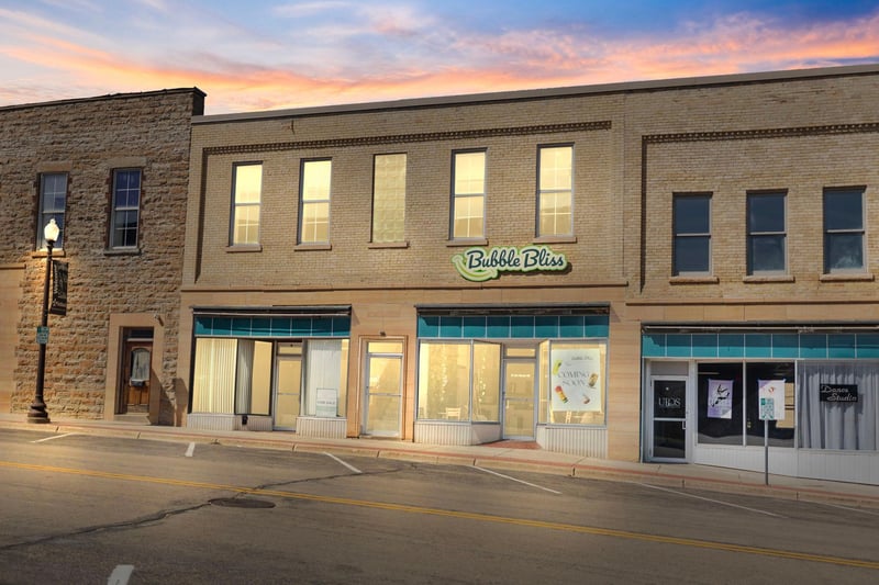 12 3rd St NE, Faribault, MN 55021
