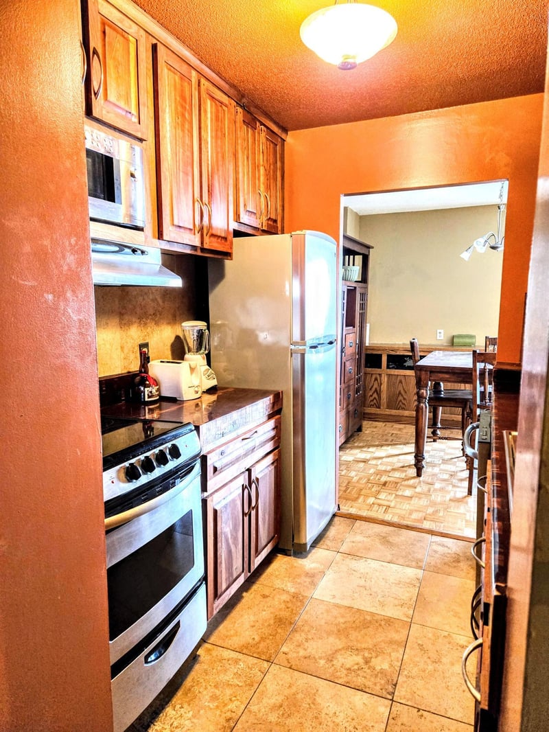 410 Groveland Ave #1704, Minneapolis, MN 55403