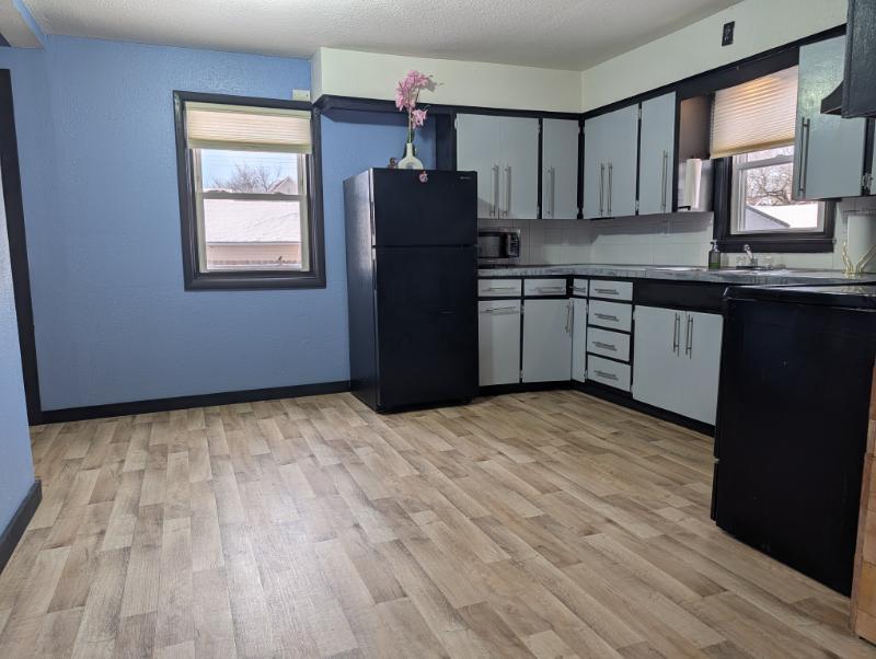 526 1st Ave SE, Wells, MN 56097
