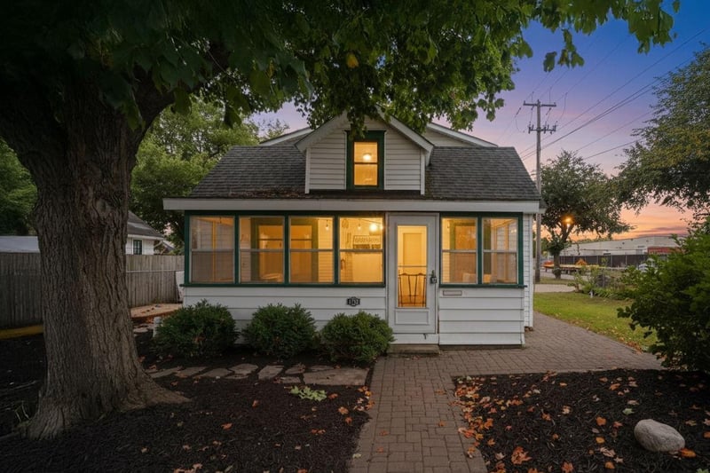 1732 Jefferson St NE, Minneapolis, MN 55413