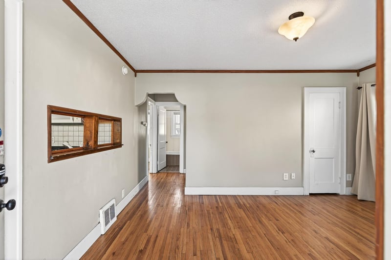 2069 Manitou Ave, Saint Paul, MN 55119
