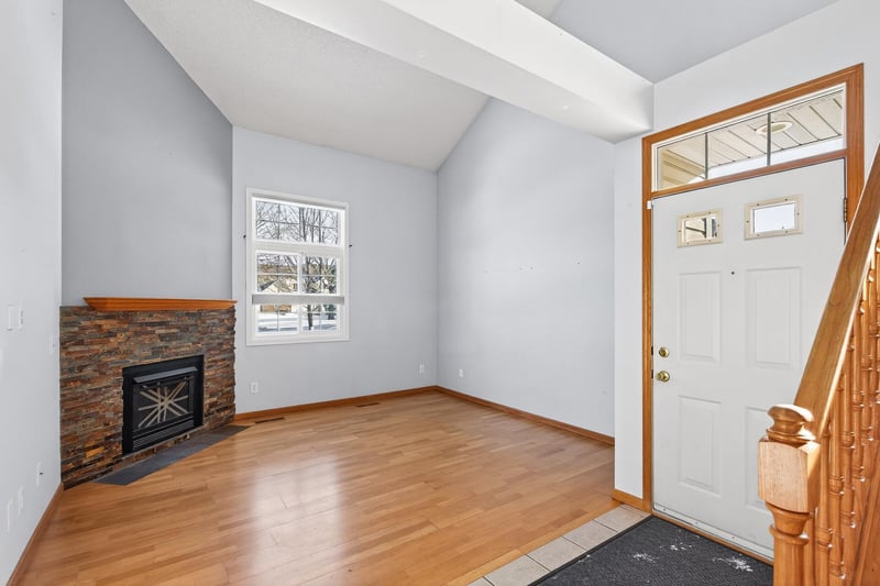15522 Garnet Way #102, Apple Valley, MN 55124