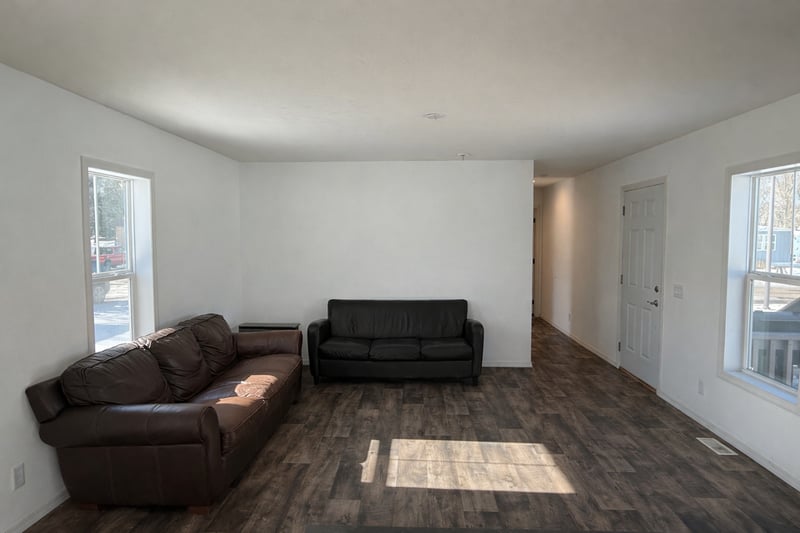 555 2nd St SE #18, Cokato, MN 55321