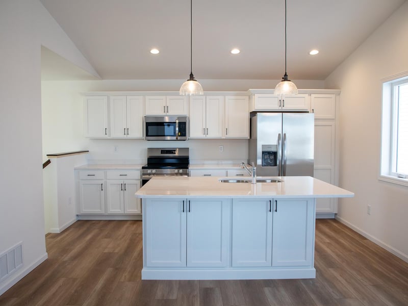 2519 37 Ave S, Moorhead, MN 56560