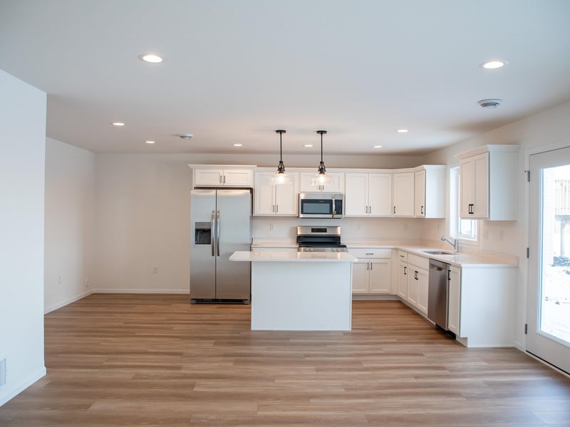 2513 37 Ave S, Moorhead, MN 56560