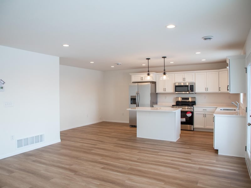 2513 37 Ave S, Moorhead, MN 56560