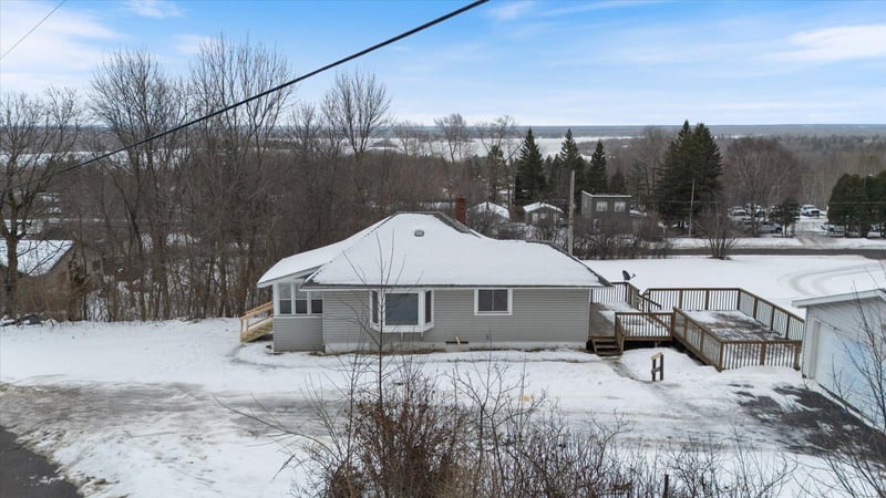 9118 Gogebic St, Duluth, MN 55808