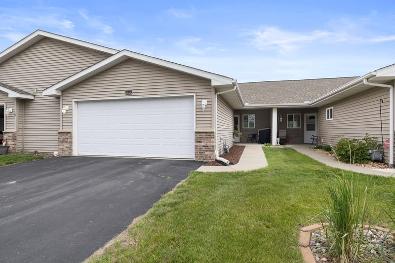 611 Danielson Ct, Maple Lake, MN 55358