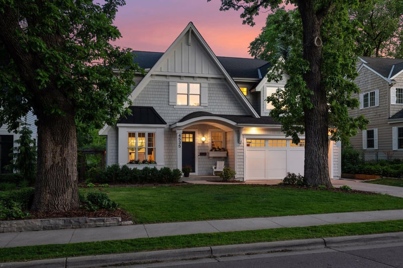 4535 W 56th St, Edina, MN 55424