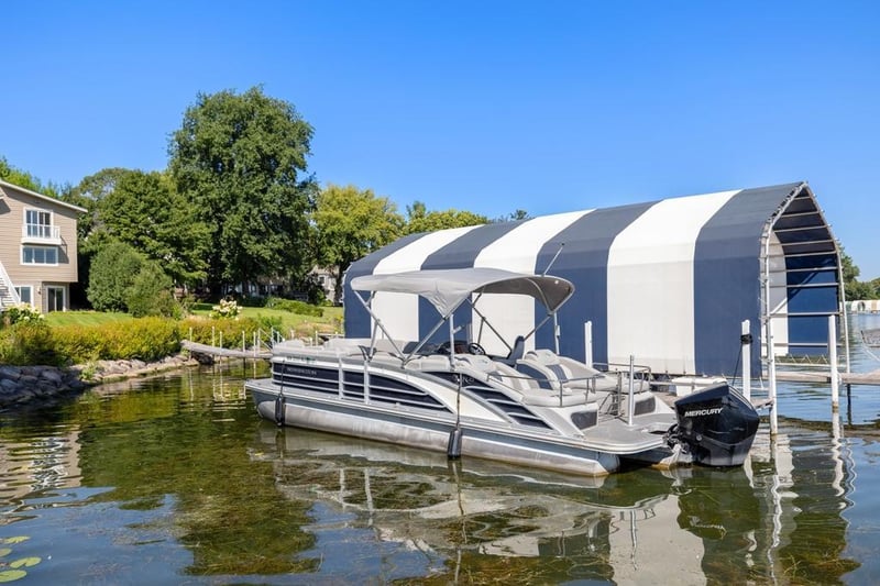 1790 Shadywood Rd, Wayzata, MN 55391