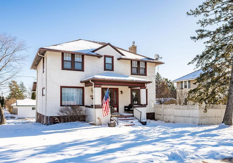 312 N 40th Ave E, Duluth, MN 55804