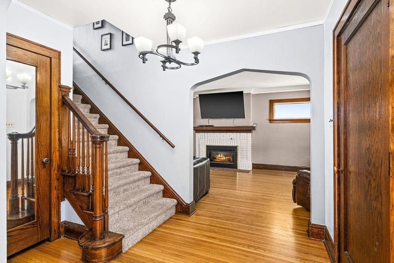 312 N 40th Ave E, Duluth, MN 55804