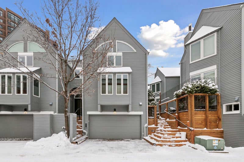 30 Greenway Gables, Minneapolis, MN 55403