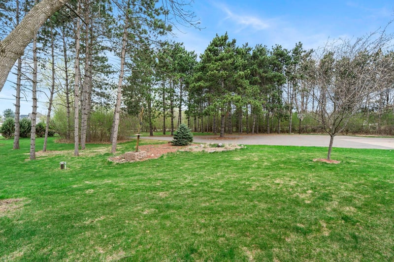 13175 Goodview Ave N, Hugo, MN 55110