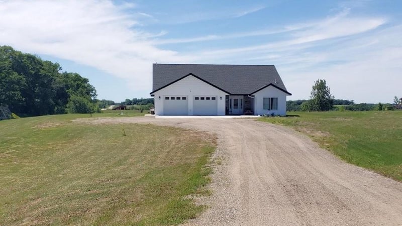 43894 Easy St, Perham, MN 56573