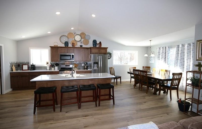 43894 Easy St, Perham, MN 56573