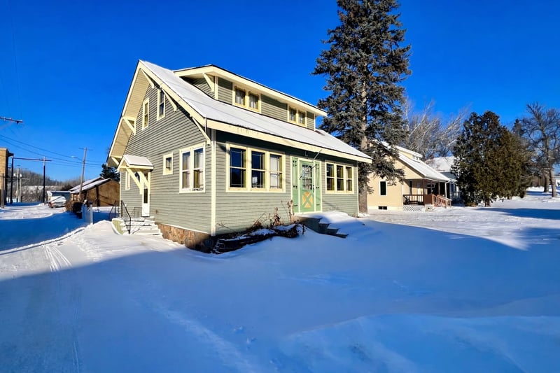 116 4th Ave, Bovey, MN 55709