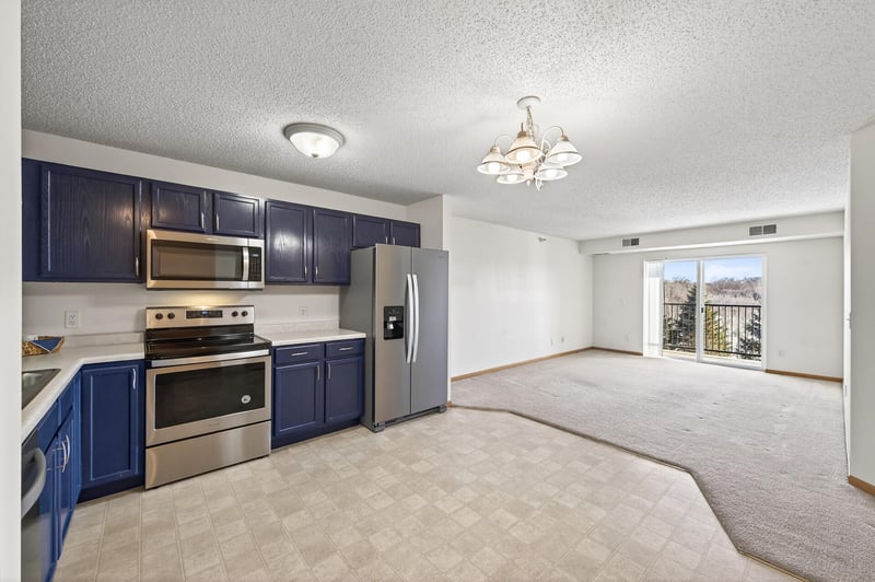 610 Whiskey Rd NW #311, Isanti, MN 55040
