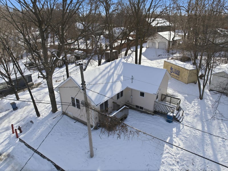 3901 Mapleton Ave, Spring Park, MN 55384