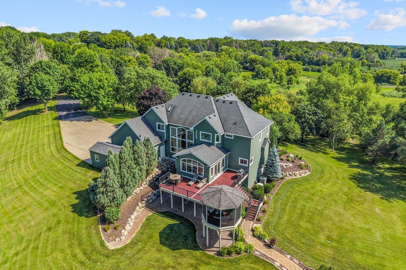 7385 Mark St, Greenfield, MN 55357