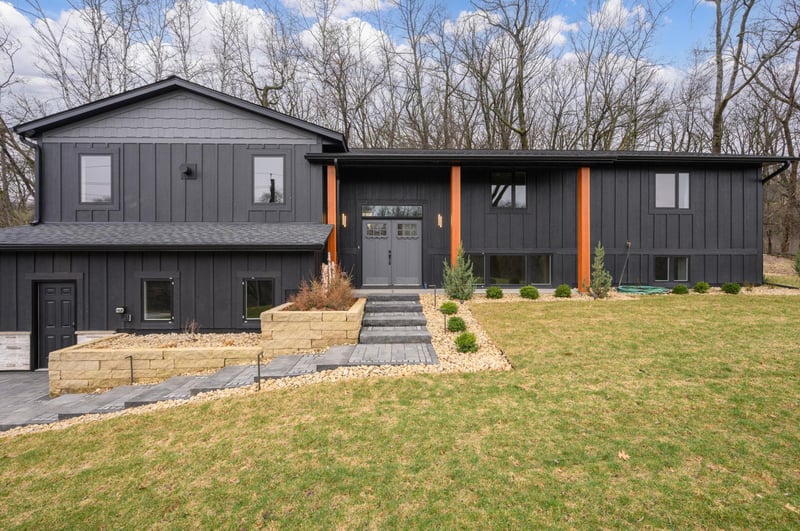 1810 Mayowood Rd SW, Rochester, MN 55902