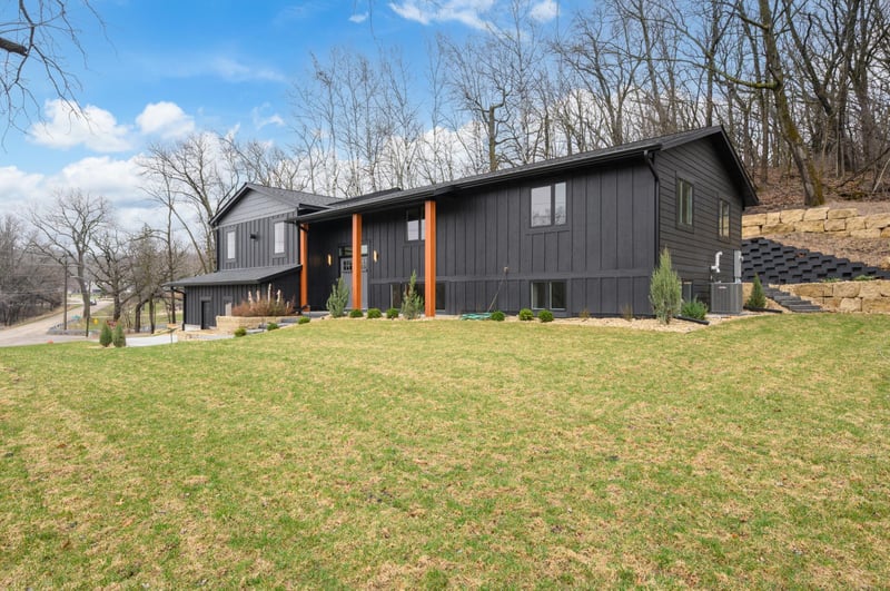 1810 Mayowood Rd SW, Rochester, MN 55902