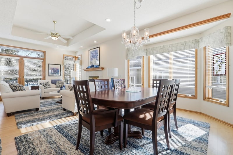 18070 39th Pl N, Plymouth, MN 55446