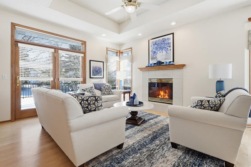 18070 39th Pl N, Plymouth, MN 55446