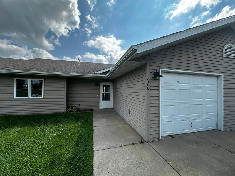 960 Portland St, Villard, MN 56385