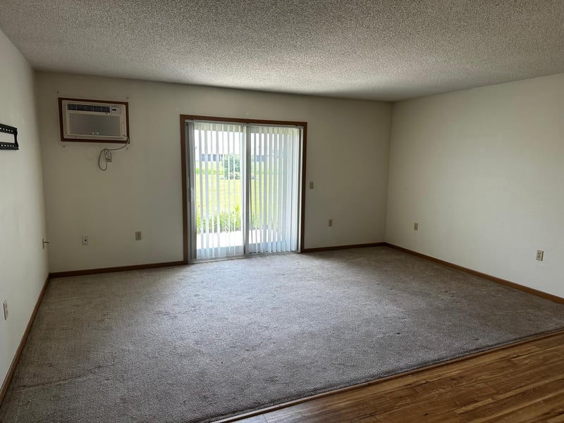 960 Portland St, Villard, MN 56385