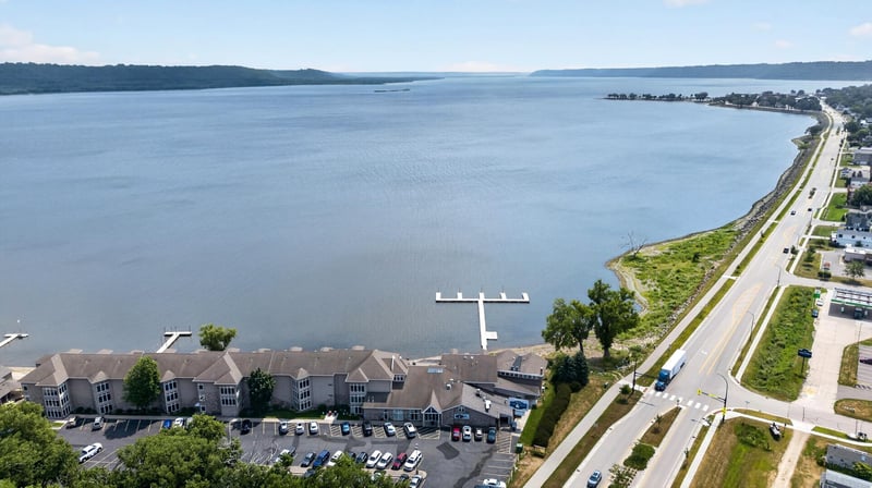 1702 N Lakeshore Dr #3, Lake City, MN 55041