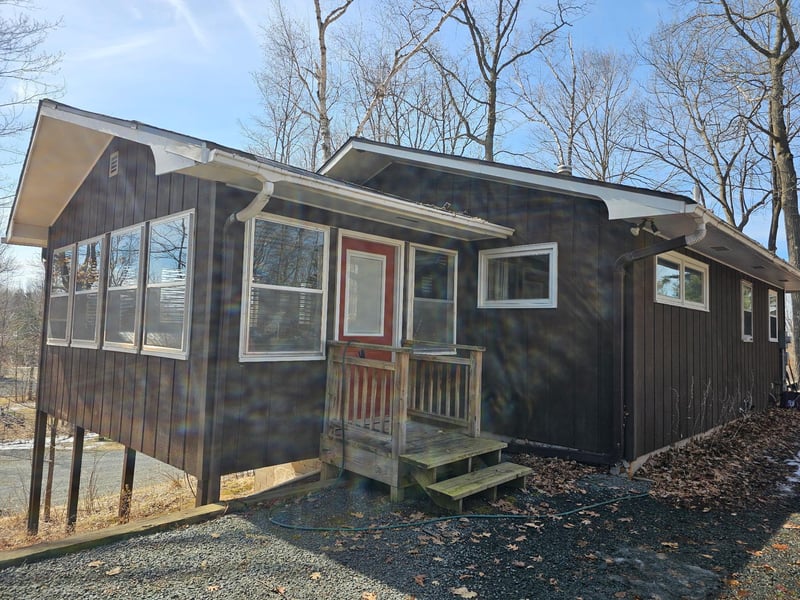 2152 E Round Lake Ln, Luck, WI 54853