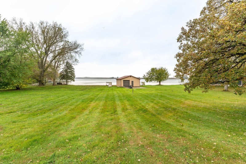 27361 Oak Point Rd, Elbow Lake, MN 56531