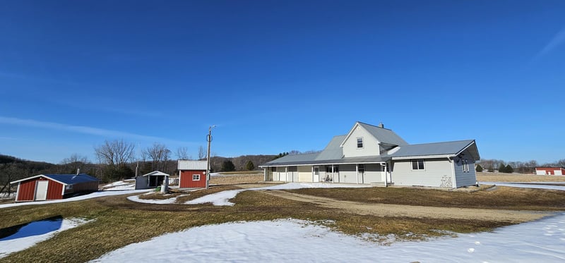 34760 Fawn Dr, Lanesboro, MN 55949