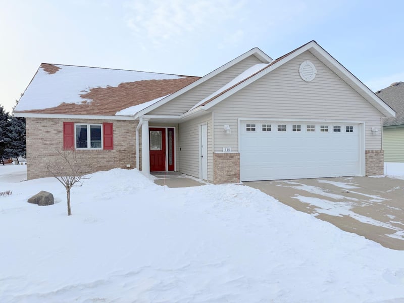 115 Emerald Ave SW, Melrose, MN 56352