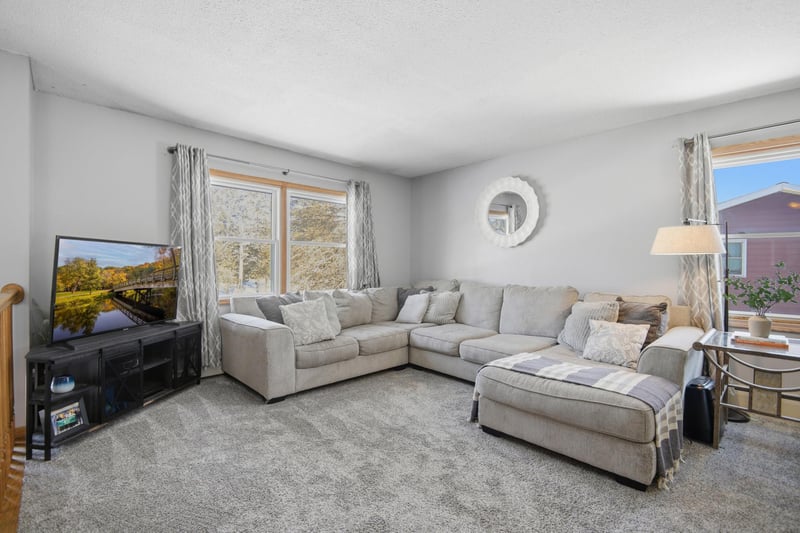 118 Rena Belle St NW, Eyota, MN 55934