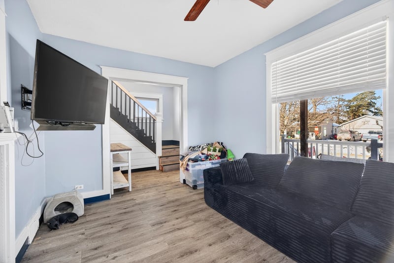 75 S 1st St, Lewiston, MN 55952