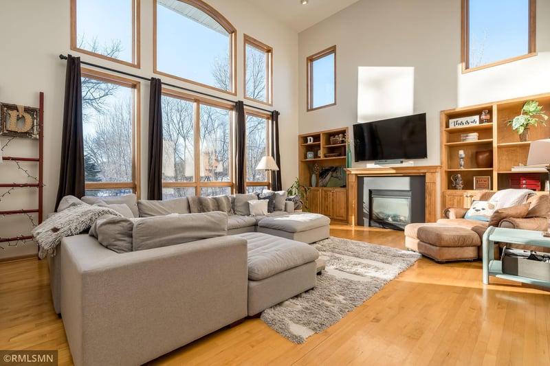 7336 N Fountain Ln N, Maple Grove, MN 55311