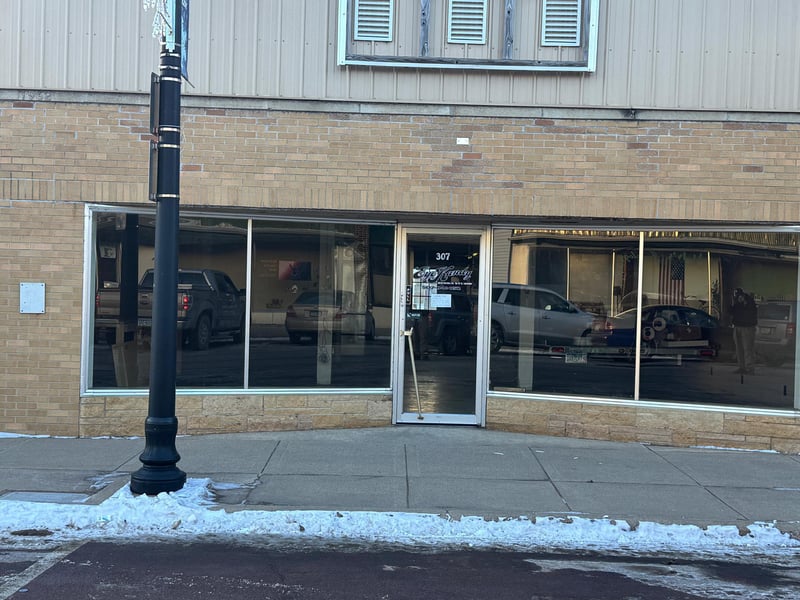 307 2nd St, Jackson, MN 56143