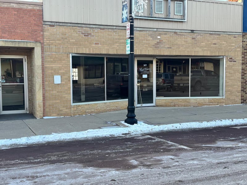 307 2nd St, Jackson, MN 56143