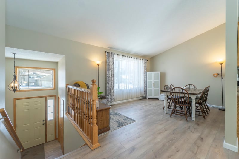 146 Boulder Pl, Randall, MN 56475