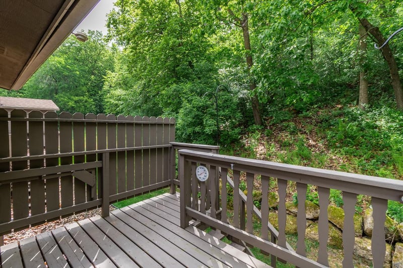 145 Kingswood Dr, Red Wing, MN 55066