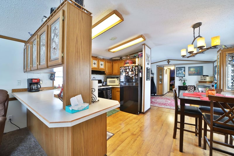 280 Birch St E, Motley, MN 56466