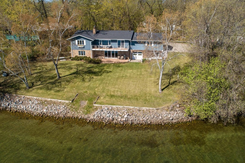 2303 S Le Homme Dieu Dr NE, Alexandria, MN 56308
