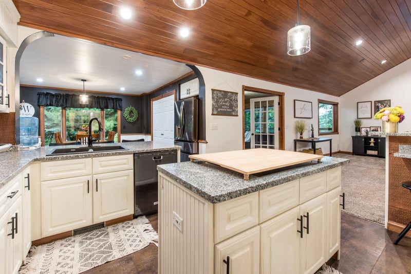 238 Basswood Trl, Glenwood, MN 56334