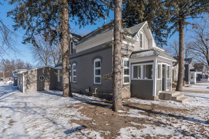 411 W Alden St, Arlington, MN 55307