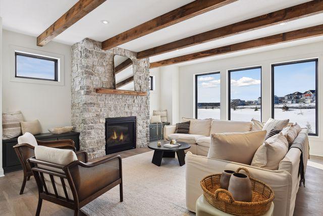 9575 Eagle Ridge Rd, Chanhassen, MN 55317