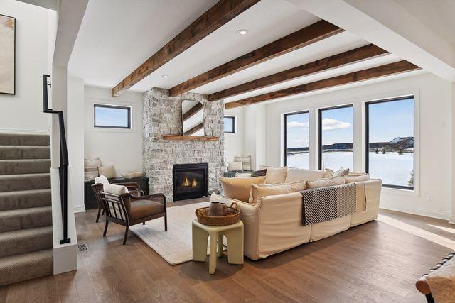 9575 Eagle Ridge Rd, Chanhassen, MN 55317