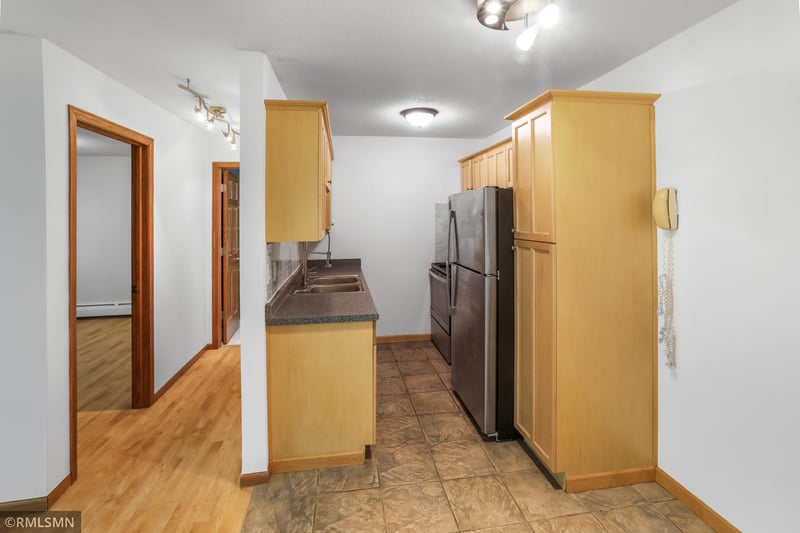 2446 Aldrich Ave S #108, Minneapolis, MN 55405