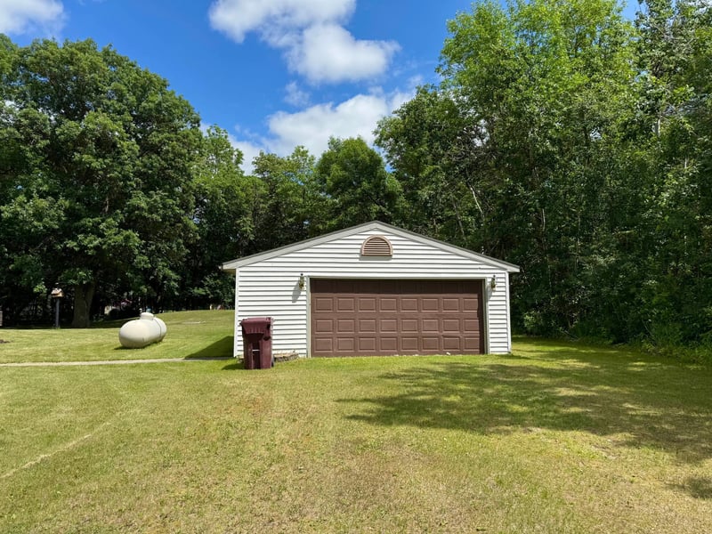 14158 185th Ave NE, Thief River Falls, MN 56701